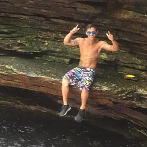 Meet your Posher, Robert